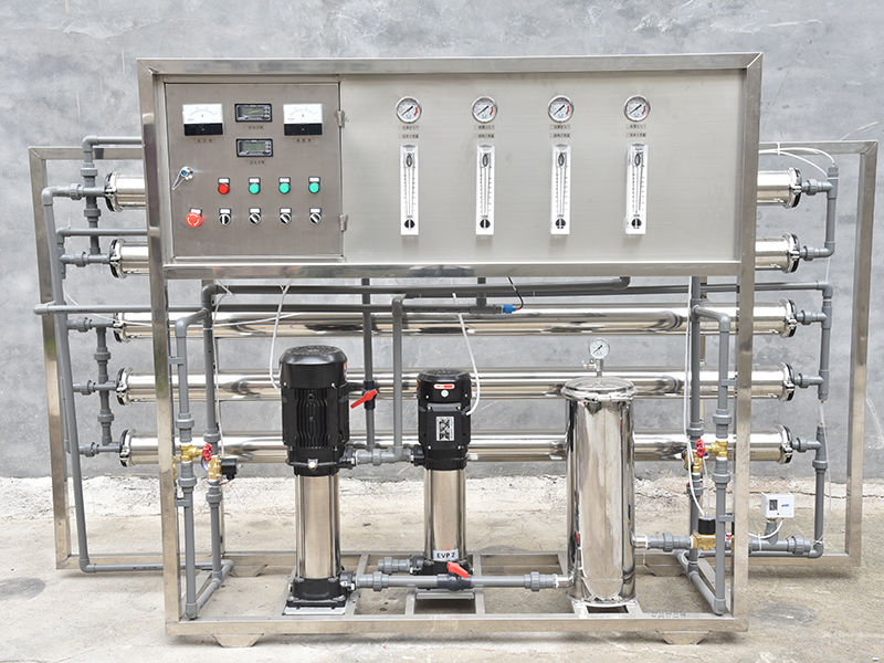 怎樣清洗純凈水設(shè)備